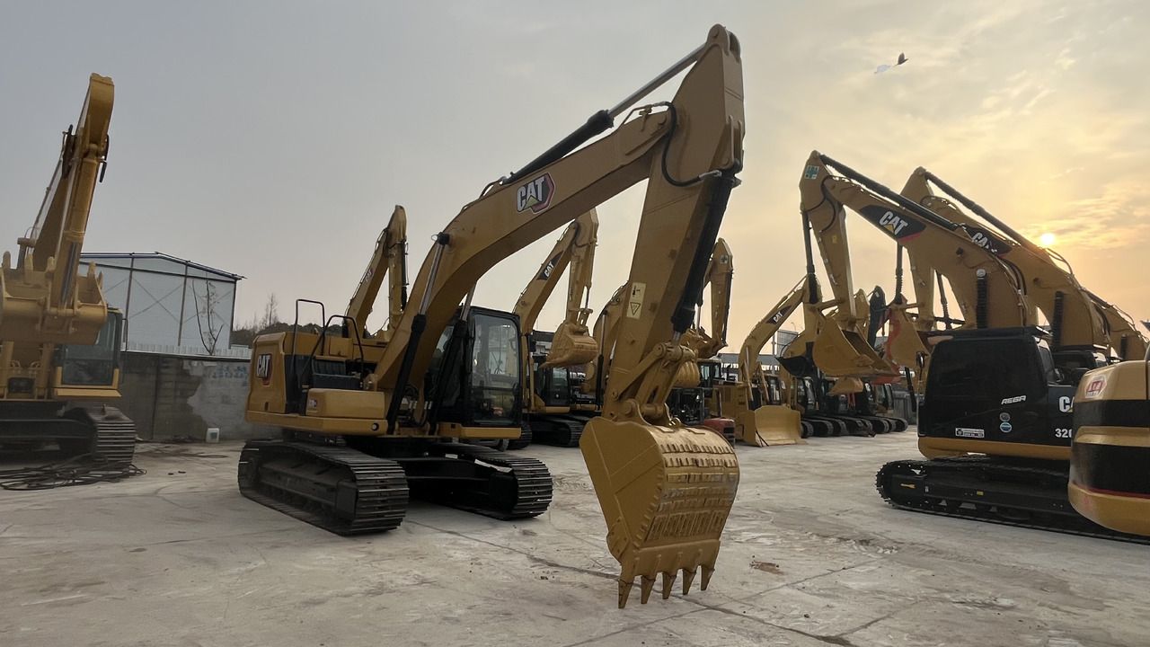 2024 Caterpillar 320GC crawler excavator, front three-quarter view 2024 Caterpillar 320GC crawler excavator, front three-quarter view