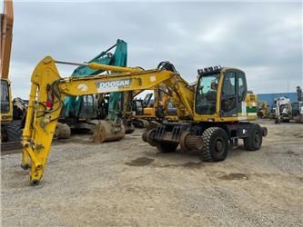 2010 Doosan DX160WR wheel excavator, side profile view 2010 Doosan DX160WR wheel excavator, side profile view