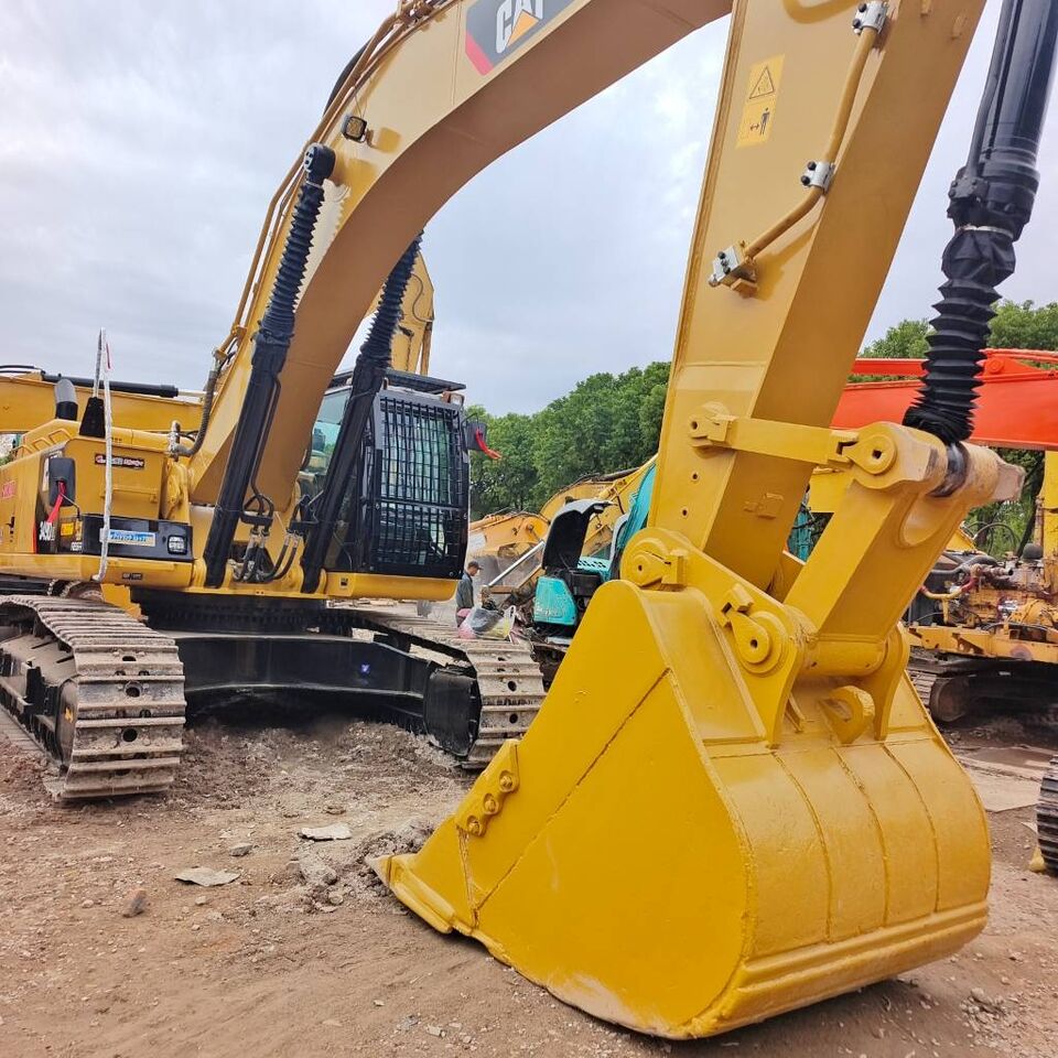 2024 Caterpillar 349D crawler excavator, front-side view 2024 Caterpillar 349D crawler excavator, front-side view