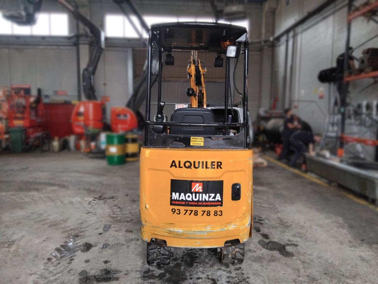 2019 JCB 15C mini excavator rear view 2019 JCB 15C mini excavator rear view