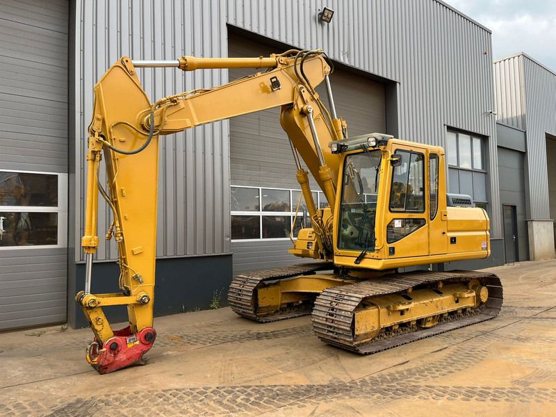 2000 Caterpillar 315BL crawler excavator, side view