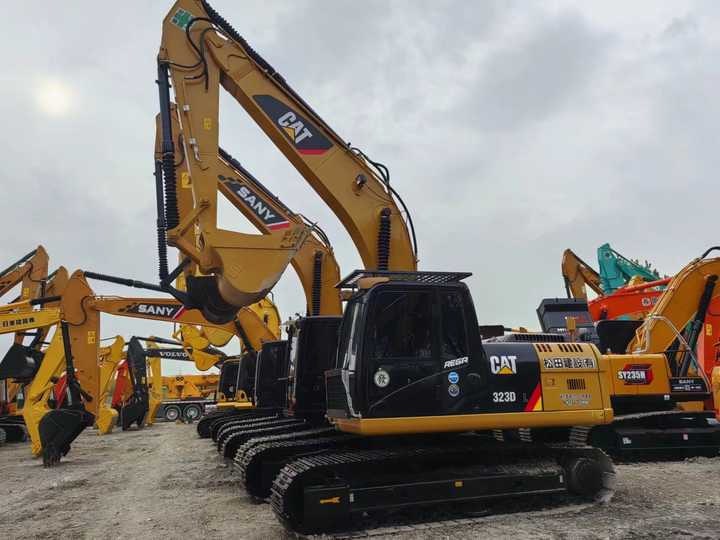 2023 Caterpillar 323DL Raupenbagger