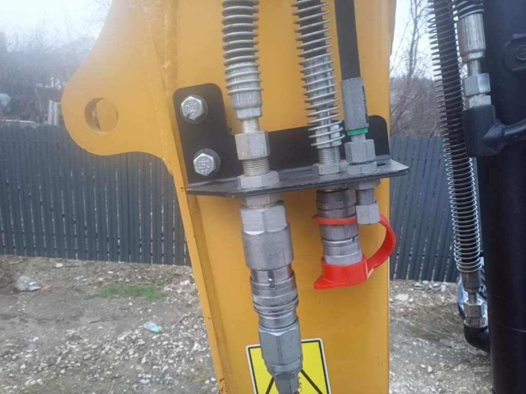 2021 Caterpillar 303E hydraulic lines detail