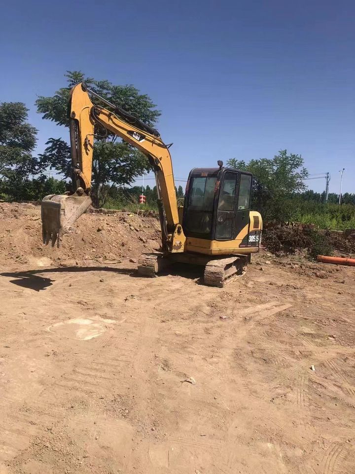 2020 Caterpillar 305.5 mini excavator, side view 2020 Caterpillar 305.5 mini excavator, side view