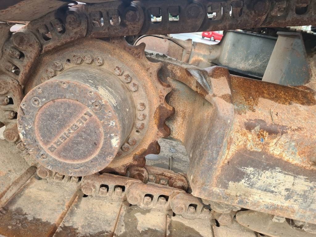 2008 Liebherr R914C crawler excavator track drive and sprocket detail 2008 Liebherr R914C crawler excavator track drive and sprocket detail