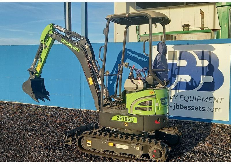 2025 Zoomlion ZE18GU mini excavator, side view 2025 Zoomlion ZE18GU mini excavator, side view