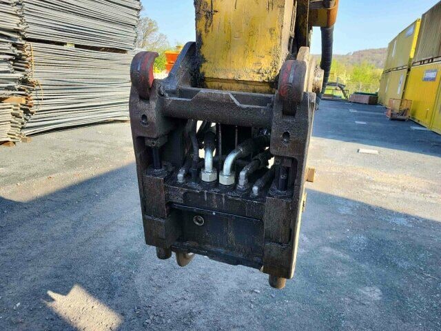 2018 Caterpillar M322F wheel excavator quick coupler view 2018 Caterpillar M322F wheel excavator quick coupler view