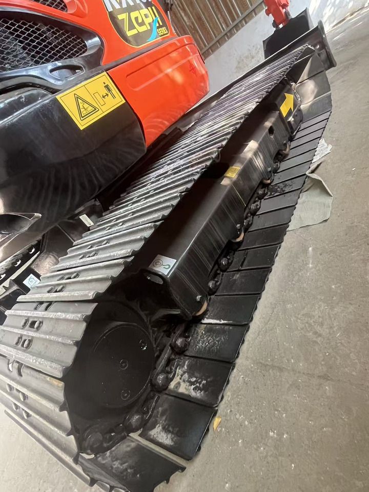 2022 Kubota KX161 mini excavator track and undercarriage view 2022 Kubota KX161 mini excavator track and undercarriage view