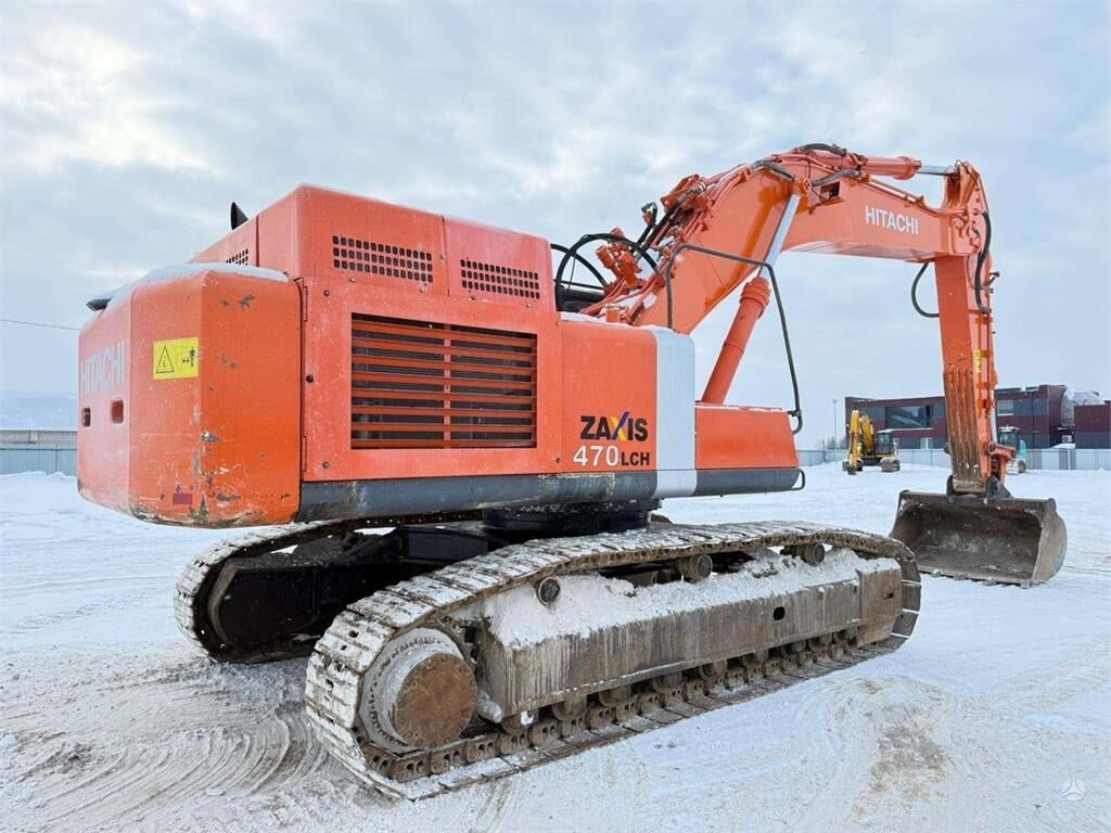 2011 Hitachi Zaxis 470LCH crawler excavator, rear three-quarter view 2011 Hitachi Zaxis 470LCH crawler excavator, rear three-quarter view