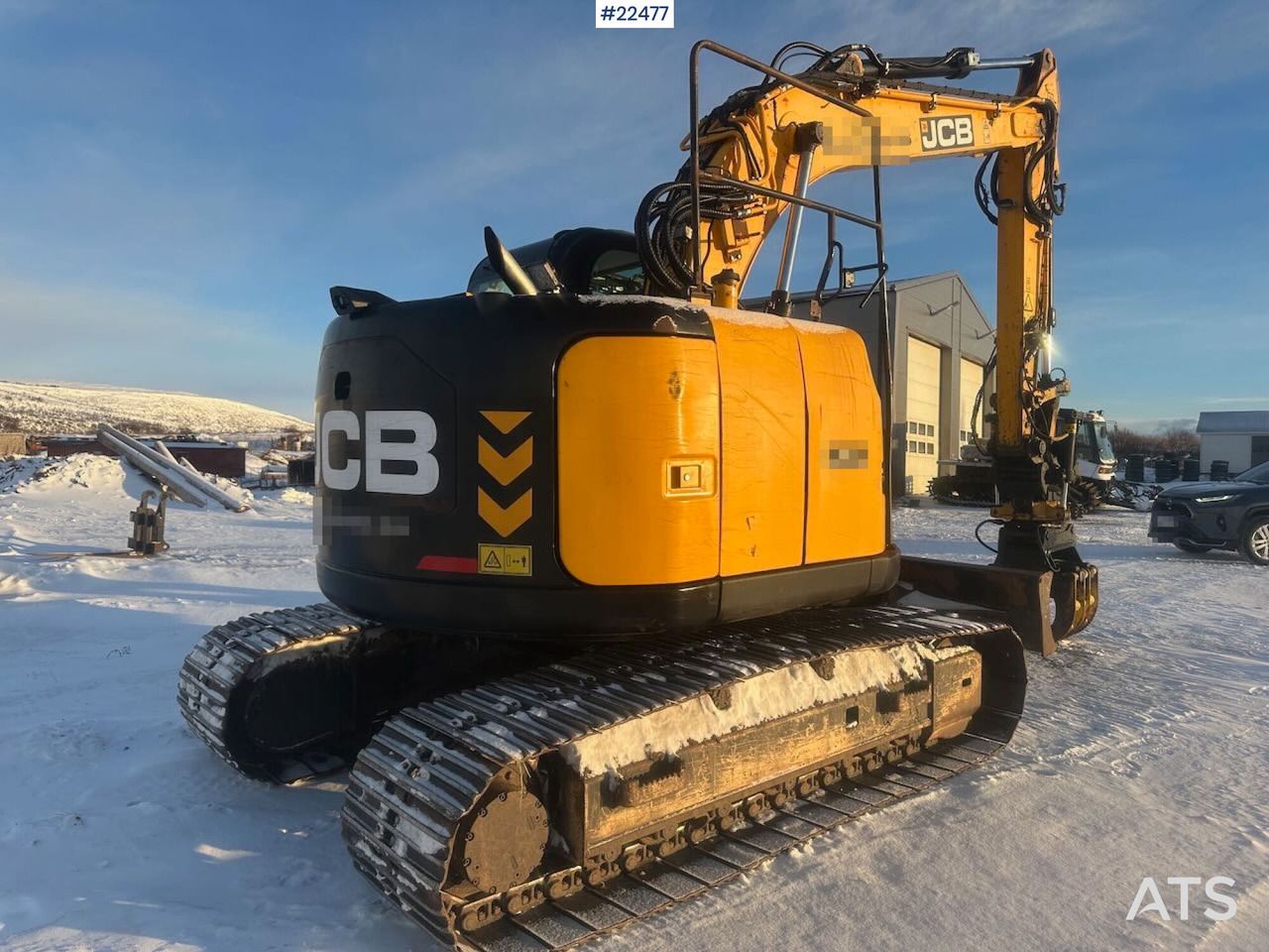 2016 JCB JZ140LC crawler excavator, rear three-quarter view 2016 JCB JZ140LC crawler excavator, rear three-quarter view