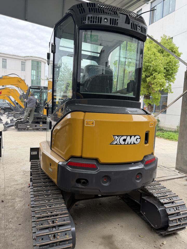 2026 XCMG XE35U crawler excavator rear view 2026 XCMG XE35U crawler excavator rear view
