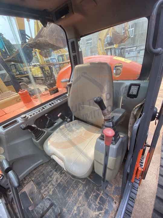 2018 Doosan DX60 crawler excavator interior view 2018 Doosan DX60 crawler excavator interior view