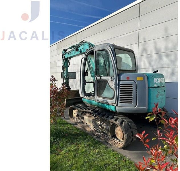 2002 Kobelco 80MSR mini excavator, side view 2002 Kobelco 80MSR mini excavator, side view