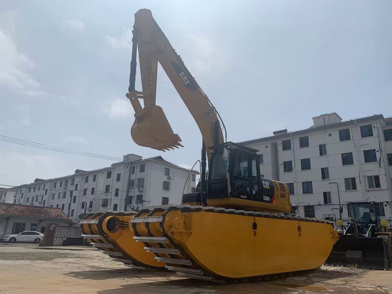 Caterpillar 320D Sumpfbagger-Planierraupe von 2020, Seitenansicht Caterpillar 320D Sumpfbagger-Planierraupe von 2020, Seitenansicht
