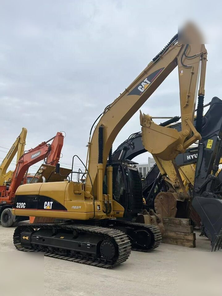 2024 Caterpillar 320C crawler excavator, side profile view 2024 Caterpillar 320C crawler excavator, side profile view