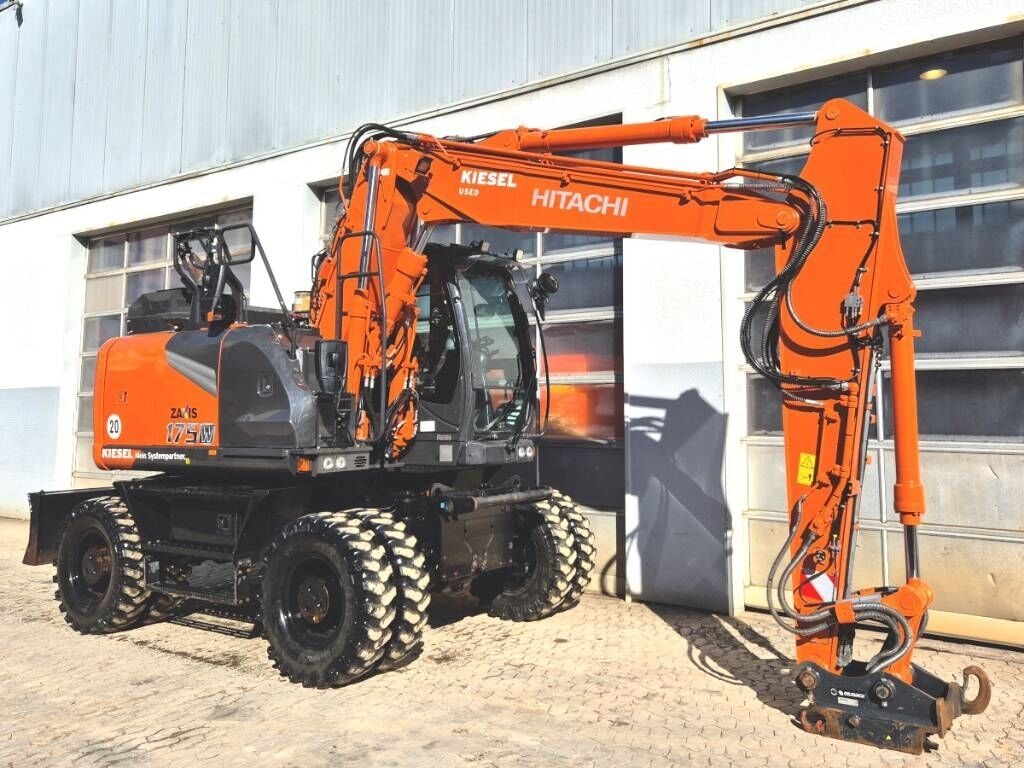 2022 Hitachi ZX175W-7 wheel excavator, side view
