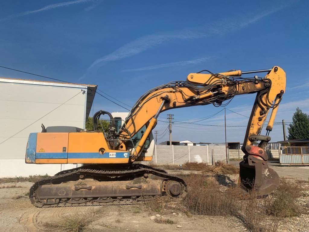 2006 Liebherr R914 B HD S L crawler excavator, side view