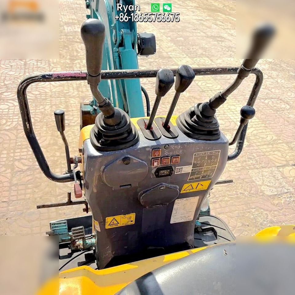 2014 Kubota U-008 mini excavator operator station view 2014 Kubota U-008 mini excavator operator station view
