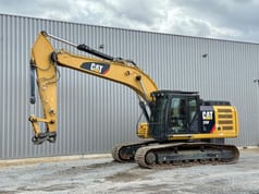 2019 Caterpillar 326FL crawler excavator, side profile view