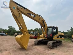 2018 Caterpillar 325CL crawler excavator, side view