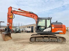 2020 Hitachi Zaxis 160LC crawler excavator, side view