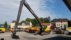 2013 Volvo EC250DNL crawler excavator with long-reach arm 2013 Volvo EC250DNL crawler excavator with long-reach arm