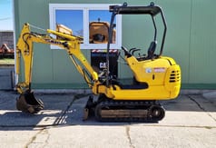 2002 Komatsu PC12R-8 mini excavator, side view 2002 Komatsu PC12R-8 mini excavator, side view