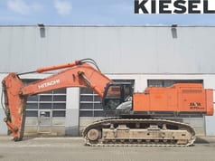 2012 Hitachi Zaxis 870LCH crawler excavator, side view 2012 Hitachi Zaxis 870LCH crawler excavator, side view
