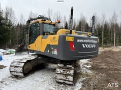 2013 Volvo EC180DL crawler excavator, rear three-quarter view