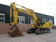 2004 Komatsu PC600 crawler excavator, side profile view 2004 Komatsu PC600 crawler excavator, side profile view