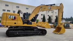 2022 Caterpillar 330GC crawler excavator, side view 2022 Caterpillar 330GC crawler excavator, side view