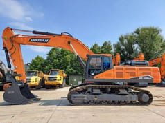 2023 Doosan DX530LC-7M crawler excavator, side profile view 2023 Doosan DX530LC-7M crawler excavator, side profile view