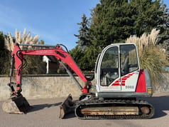 Wacker Neuson 5002 RDV mini excavator, side view Wacker Neuson 5002 RDV mini excavator, side view