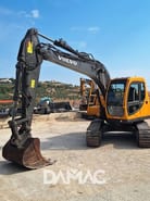 2000 Volvo EC140BLC crawler excavator, front three-quarter view
