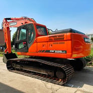 2020 Doosan DX 225LC crawler excavator, side view 2020 Doosan DX 225LC crawler excavator, side view