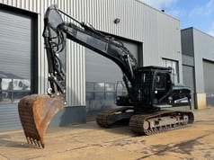 2021 Doosan DX225LC-5 crawler excavator, side profile view