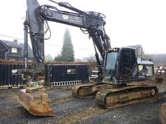 2019 JCB 220X L4F crawler excavator, side view 2019 JCB 220X L4F crawler excavator, side view