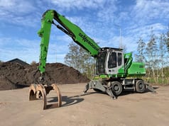 2015 Sennebogen 818 wheel excavator, side profile view 2015 Sennebogen 818 wheel excavator, side profile view