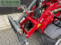 2021 Weidemann 1390 DELUXE loader attachment point