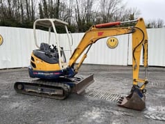 2004 Kubota U25-3EU mini excavator, side view 2004 Kubota U25-3EU mini excavator, side view