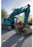 2016 Kobelco SK140SRLC-5 crawler excavator, front three-quarter view