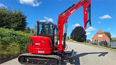 Mole M60U mini excavator, side view Mole M60U mini excavator, side view