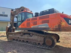 2022 Doosan DX420LC-9C crawler excavator, side view 2022 Doosan DX420LC-9C crawler excavator, side view