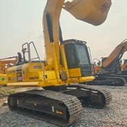 2024 Komatsu PC200-8 paletli ekskavatör, yandan görünüm