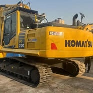 2014 Komatsu PC220 crawler excavator, rear three-quarter view 2014 Komatsu PC220 crawler excavator, rear three-quarter view