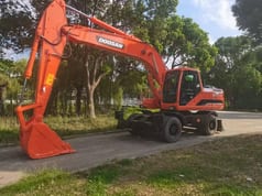 2021 Doosan DH210W-9C wheel excavator, side profile view