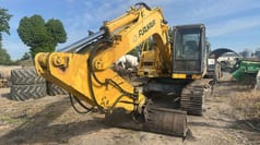 1998 Furukawa 730 LS-TRONIC crawler excavator, front three-quarter view
