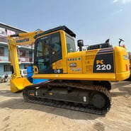 2018 Komatsu PC220 paletli ekskavatör, yandan görünüm