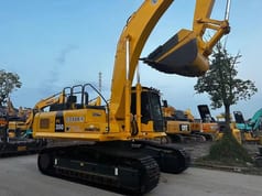 2021 Komatsu PC350-7 crawler excavator side view 2021 Komatsu PC350-7 crawler excavator side view