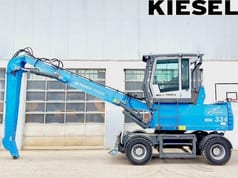 2013 Fuchs MHL 334 D material handler, side view 2013 Fuchs MHL 334 D material handler, side view